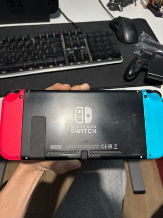 Nintendo Switch con Accesorios