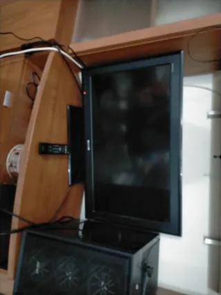 Televisor Sony BRAVIA con mando