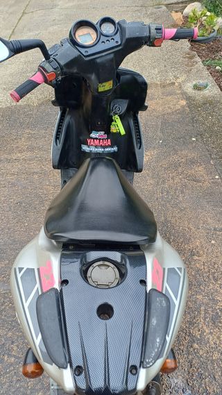 Yamaha Aerox 50cc Scooter recien restaurada