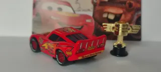 RAYO MCQUEEN + COPA PISTÓN