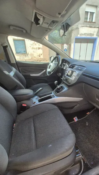Ford Kuga 2011