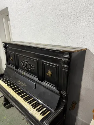 Piano antiguo HOOFF & CO BERLIN