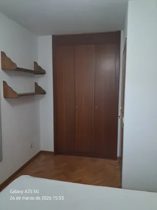 Se alquila una habitación en colmenar viejo.
