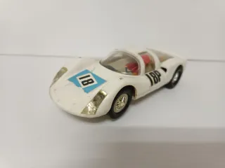 Porsche Carrera 6 Gama (Scalextric)
