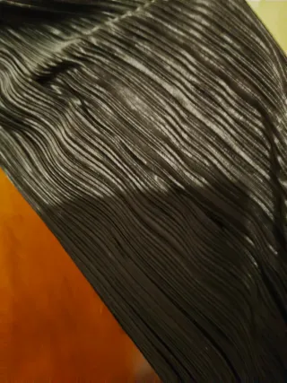 Pantaloni eleganti neri plissettati