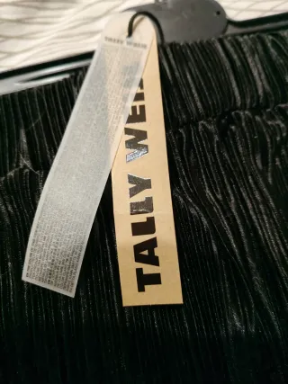 Pantaloni eleganti neri plissettati