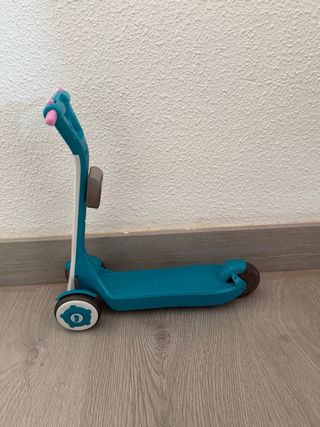 Nancy Muñeca con Patinete y Accesorios