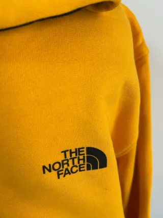 Sudadera The North Face mostaza