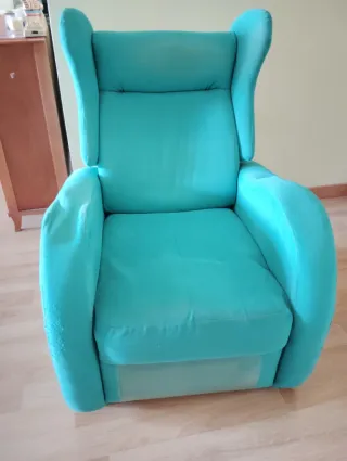 Sofá 3 plazas verde + sillón relax