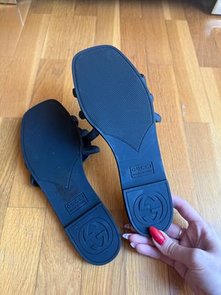 Chanclas Gucci Negras