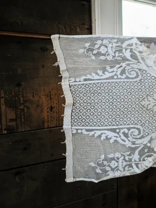 Cortina antigua de encaje francesa flecos 230x1,28