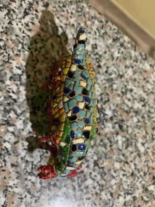 Statuetta toro in mosaico colorato vintage