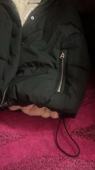 Chaqueta Hollister Negra Talla L Mujer cuesta 109€