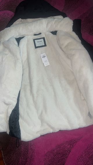 Chaqueta Hollister Negra Talla L Mujer cuesta 109€