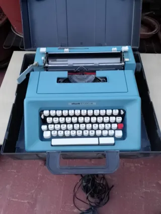 Olivetti Studio 46 Máquina de Escribir Azul