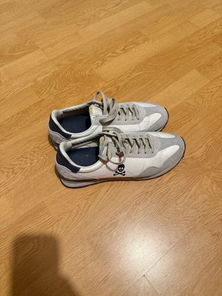 Tenis Scalpers Grises y Azules en muy buen estado.