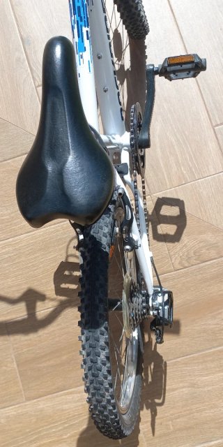 Bici niños con complementos
