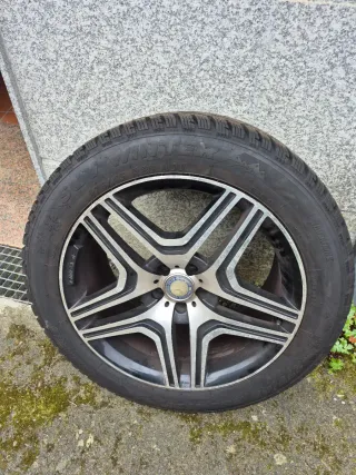 Neumático 275/45 R20