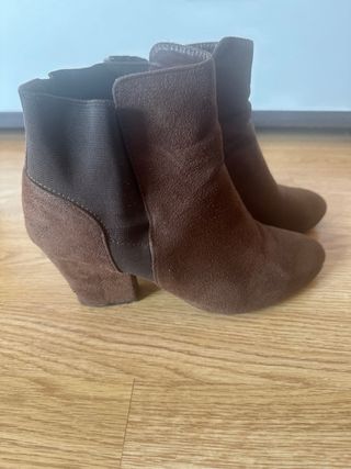 Botines marrones de tacón