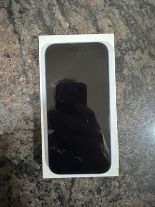 iPhone 16 256GB Azul