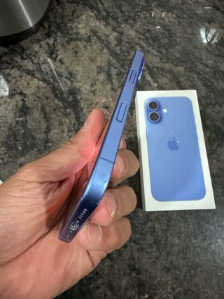 iPhone 16 256GB Azul