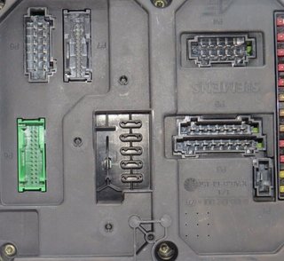 Caja de Fusibles FORD GALAXY S108145300H S108145300 H