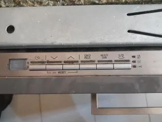 Lavavajillas gris