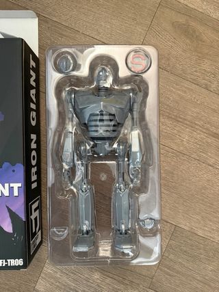 Fantasy Jewel The Iron Giant FJ-TR06