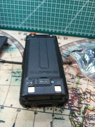 Emisora Radio Portátil Baofeng 5 Rh Pro