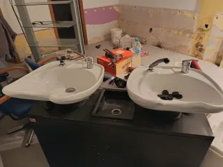 Lavabo de cabeza con mueble
