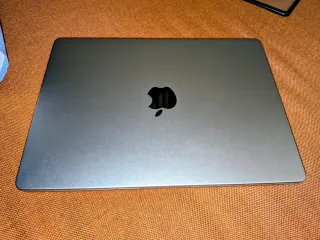 MacBook 14" M1 PRO 1TB 16GB RAM