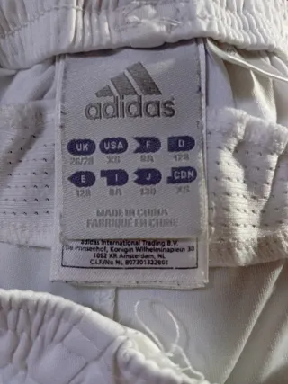 Equipación Real Madrid Adidas.