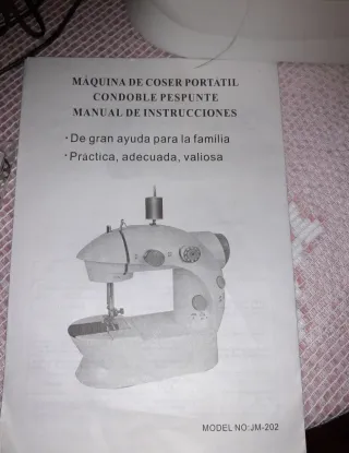 MÁQUINA COSER PORTÁTIL GENIUS CON SU CAJA ORIGINAL