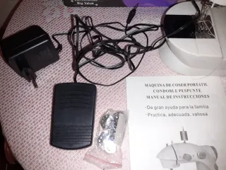 MÁQUINA COSER PORTÁTIL GENIUS CON SU CAJA ORIGINAL