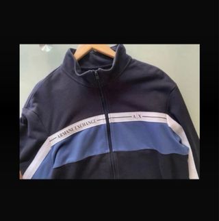 Chaqueta Armani Exchange AX Negra y Azul