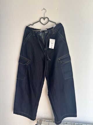 Pantalón vaquero Bershka azul talla 38