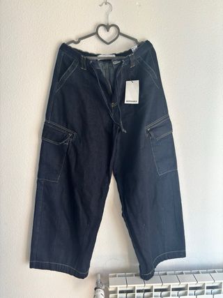 Pantalón vaquero Bershka azul talla 38