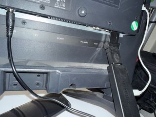 Televisor autocarabana o camper de 12V HDMI