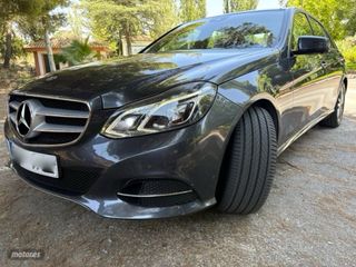 Mercedes-Benz Clase E 300 hybrid multibeam-panoram