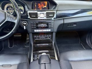 Mercedes-Benz Clase E 300 hybrid multibeam-panoram