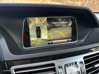 Mercedes-Benz Clase E 300 hybrid multibeam-panoram