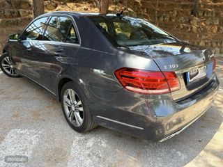 Mercedes-Benz Clase E 300 hybrid multibeam-panoram