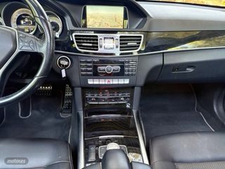 Mercedes-Benz Clase E 300 hybrid multibeam-panoram