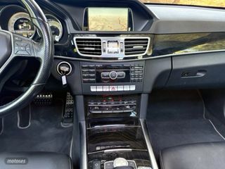 Mercedes-Benz Clase E 300 hybrid multibeam-panoram