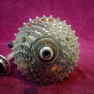 Mozzi e Cassetta posteriore Shimano XT-735 32 Fori