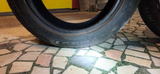 Neumático Coche 215/55R17 98W