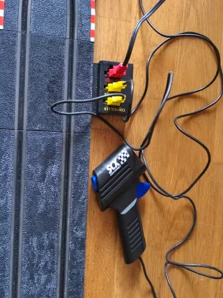 Scalextric Compact 1:43