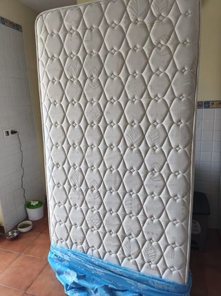 Cama de 105 colchón y somier