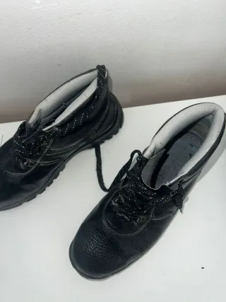 Botas de trabajo negras