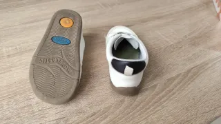 Tenis Titanitos Talla 26 Blancos